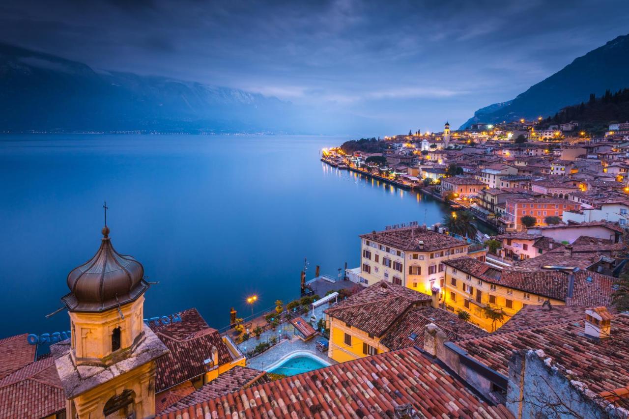Teresa Garda View - Happy